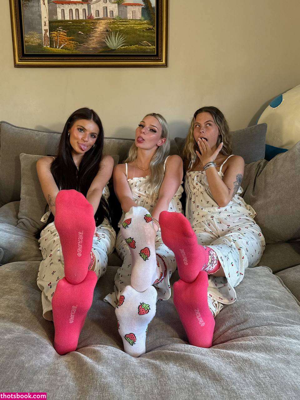 Alison Mitcham Photo #25