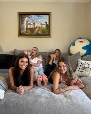 Alison Mitcham Photo #38