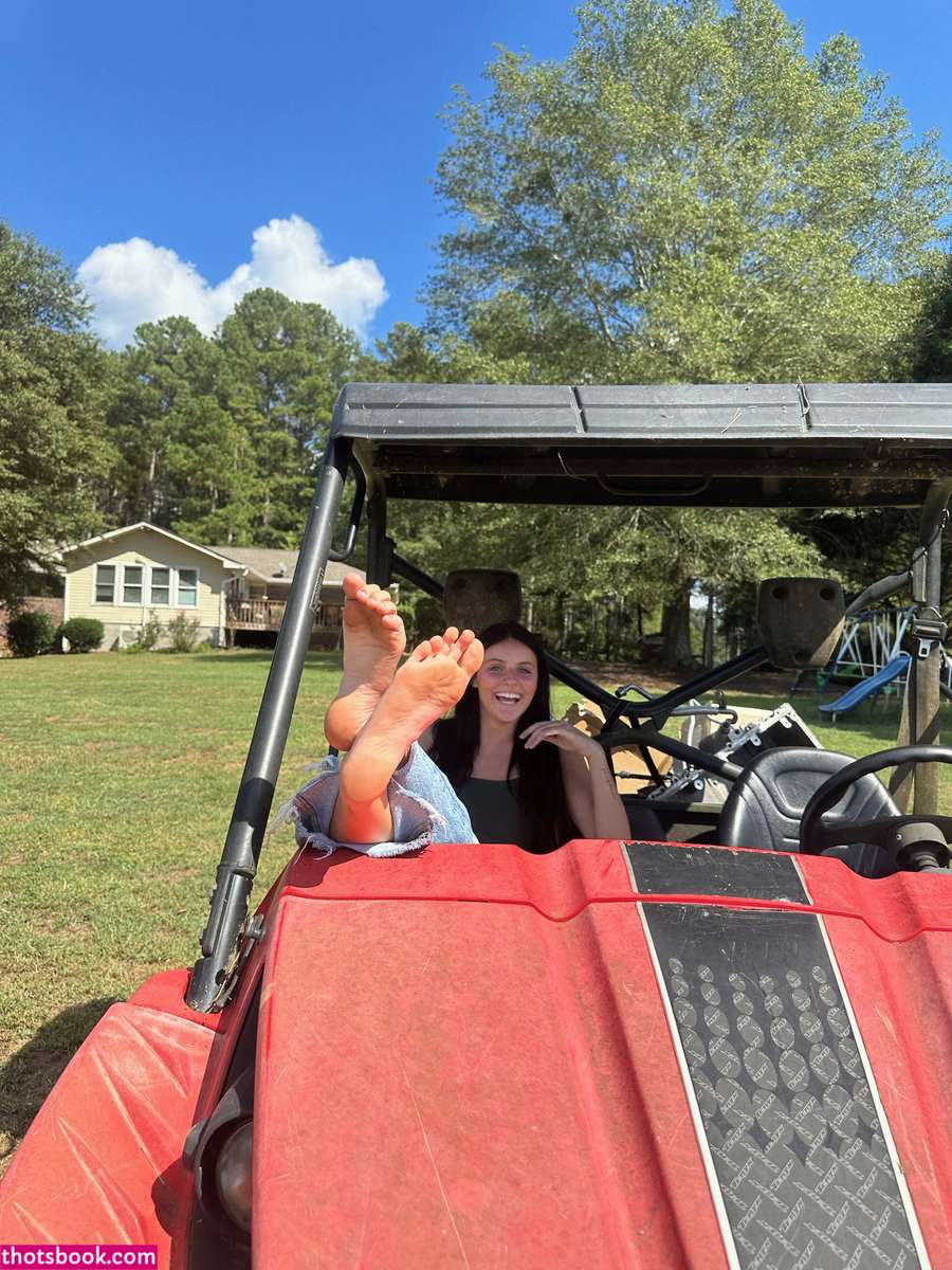 Alison Mitcham Photo #41