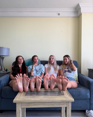 Alison Mitcham Photo #48