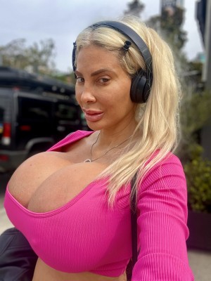 Skyler Nicole Photo #11