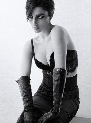 Banks Photo #17