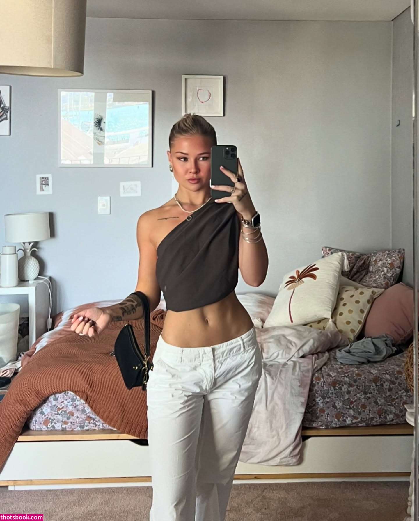 scarlyparkerr Photo #8