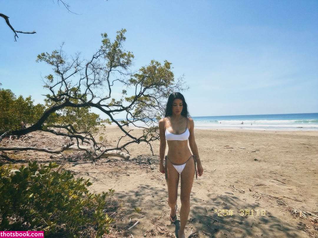 Joleen Diaz Photo #96