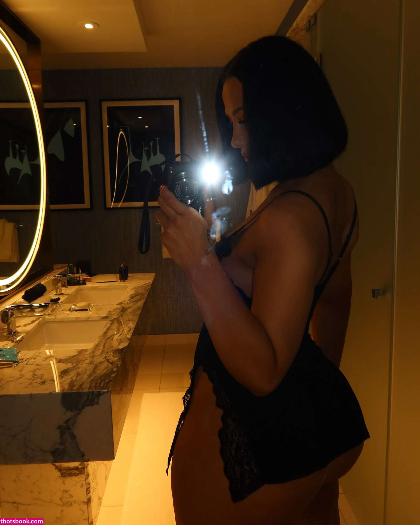 amelaomore Photo #78