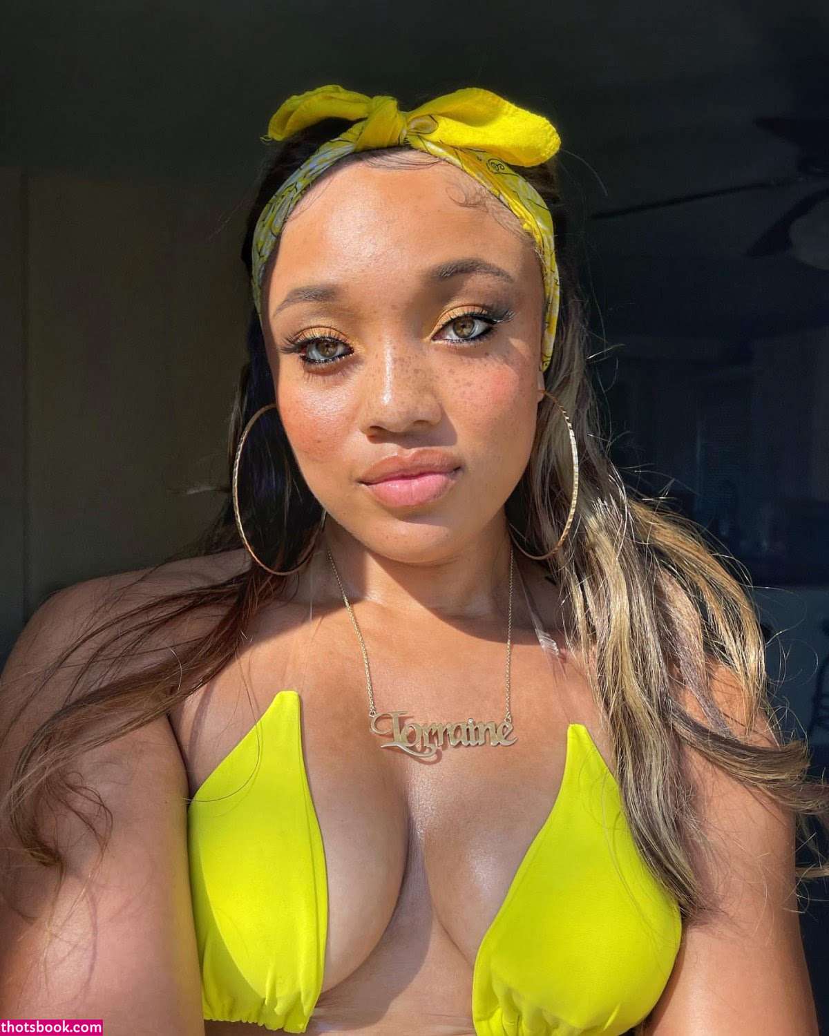 Lorraine Sd Photo #6