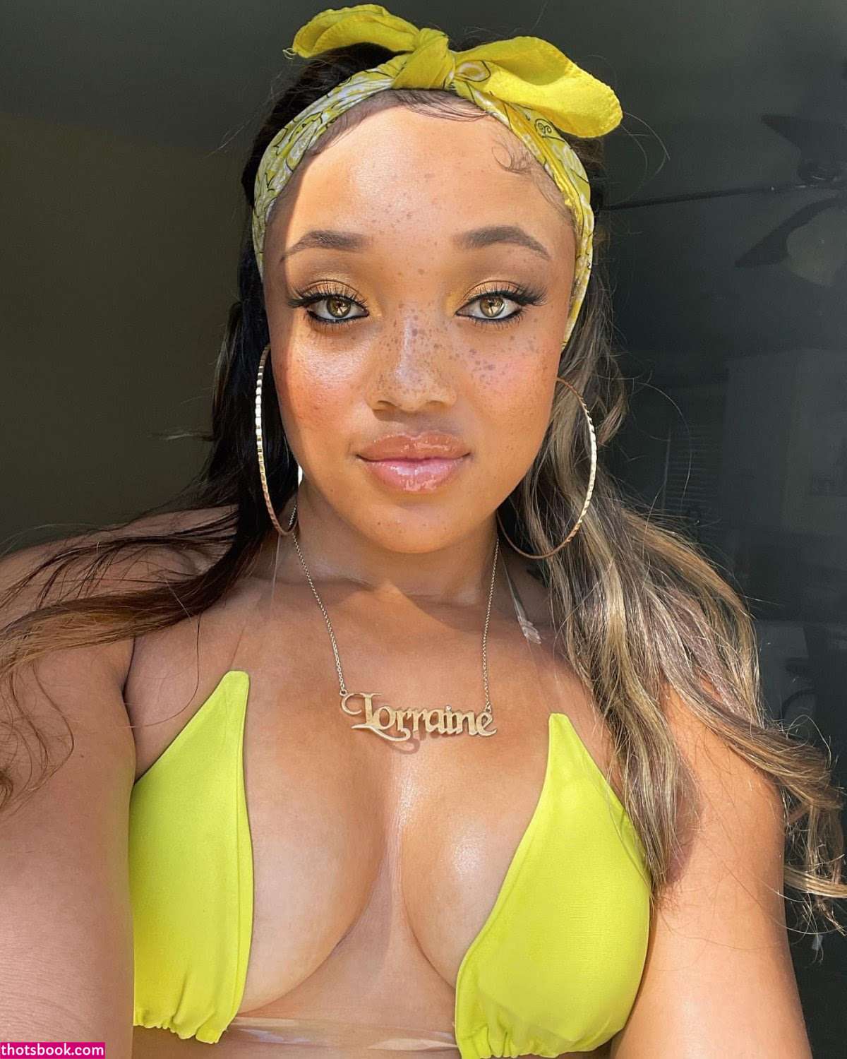 Lorraine Sd Photo #8