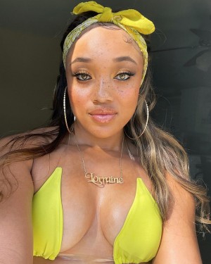 Lorraine Sd Photo #8