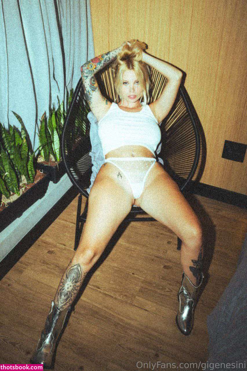 Giovanna Genesini Photo #372