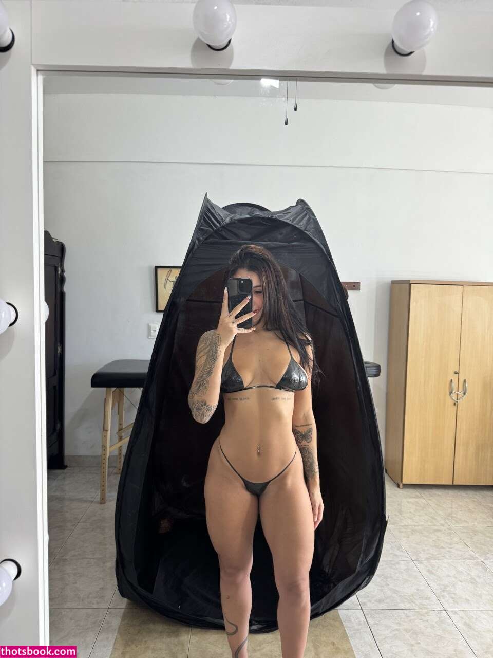 Leticia Castro Photo #3