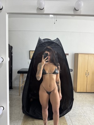 Leticia Castro Photo #3