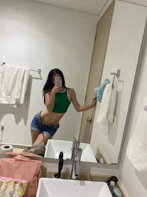 Luisa Valencia Photo #2