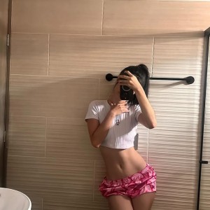 Luisa Valencia Photo #19