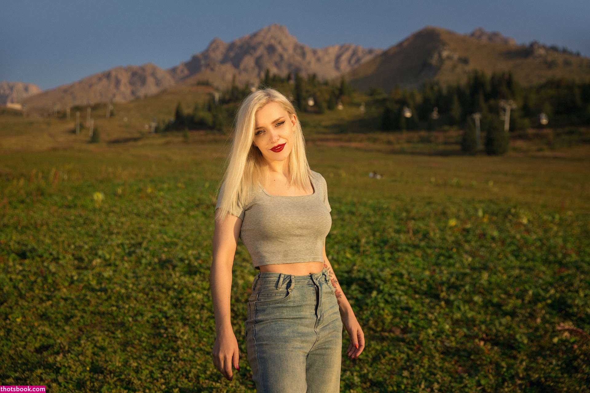 Mercurygin Photo #324