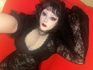 ghoulishbats Photo #3