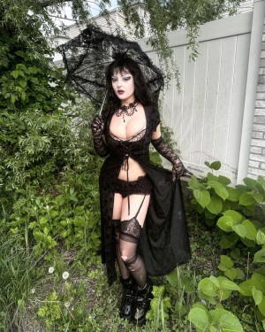 ghoulishbats Photo #13