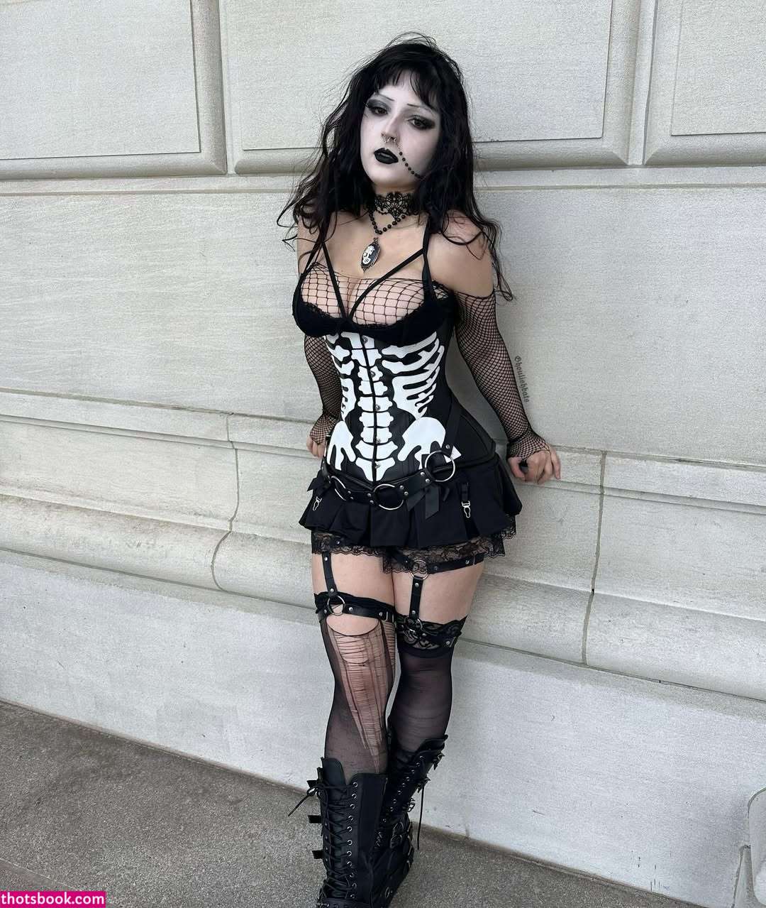 ghoulishbats Photo #21