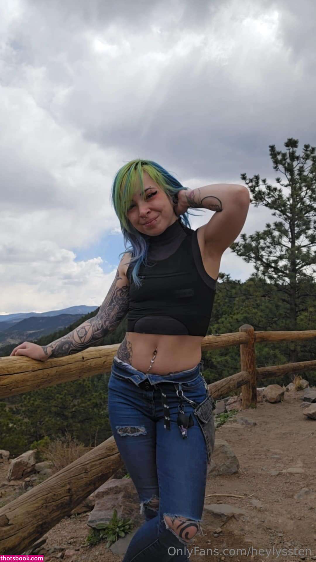 Heylyssten Photo #242