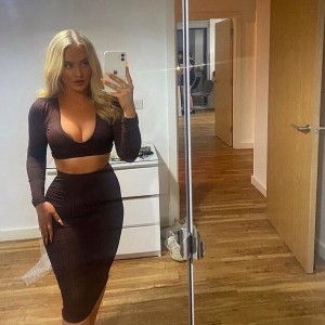 Lucy Newcombe Photo #19