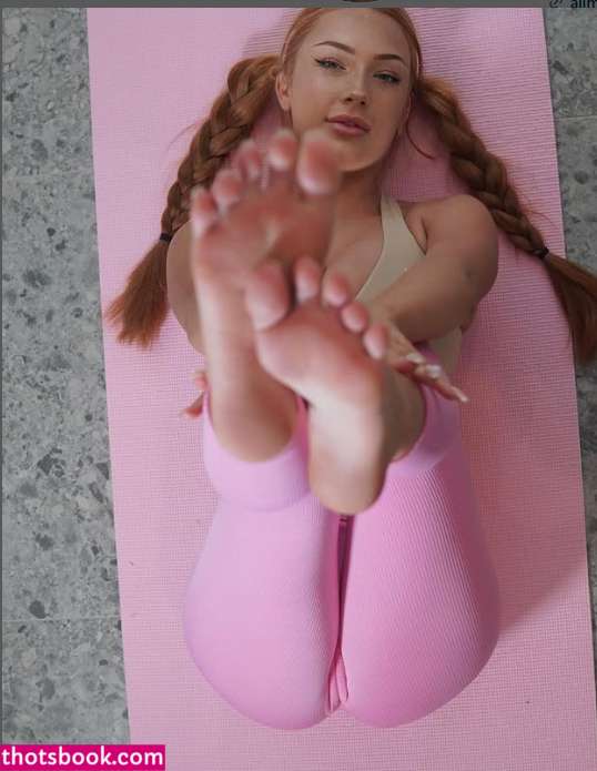 Ambergoeswildvip Photo #109