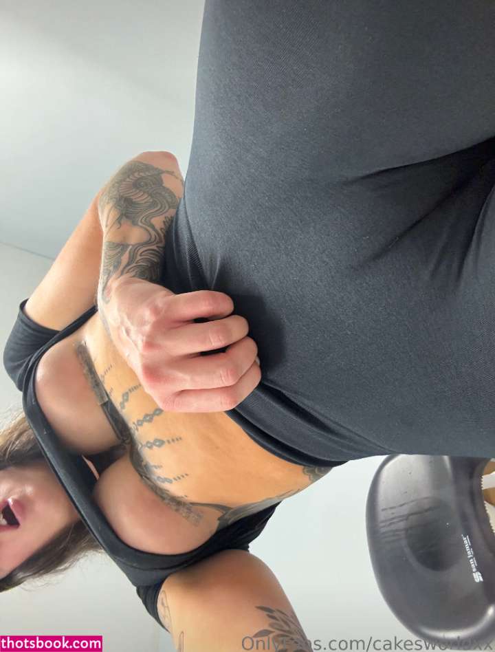 Cakesworldxx Photo #82