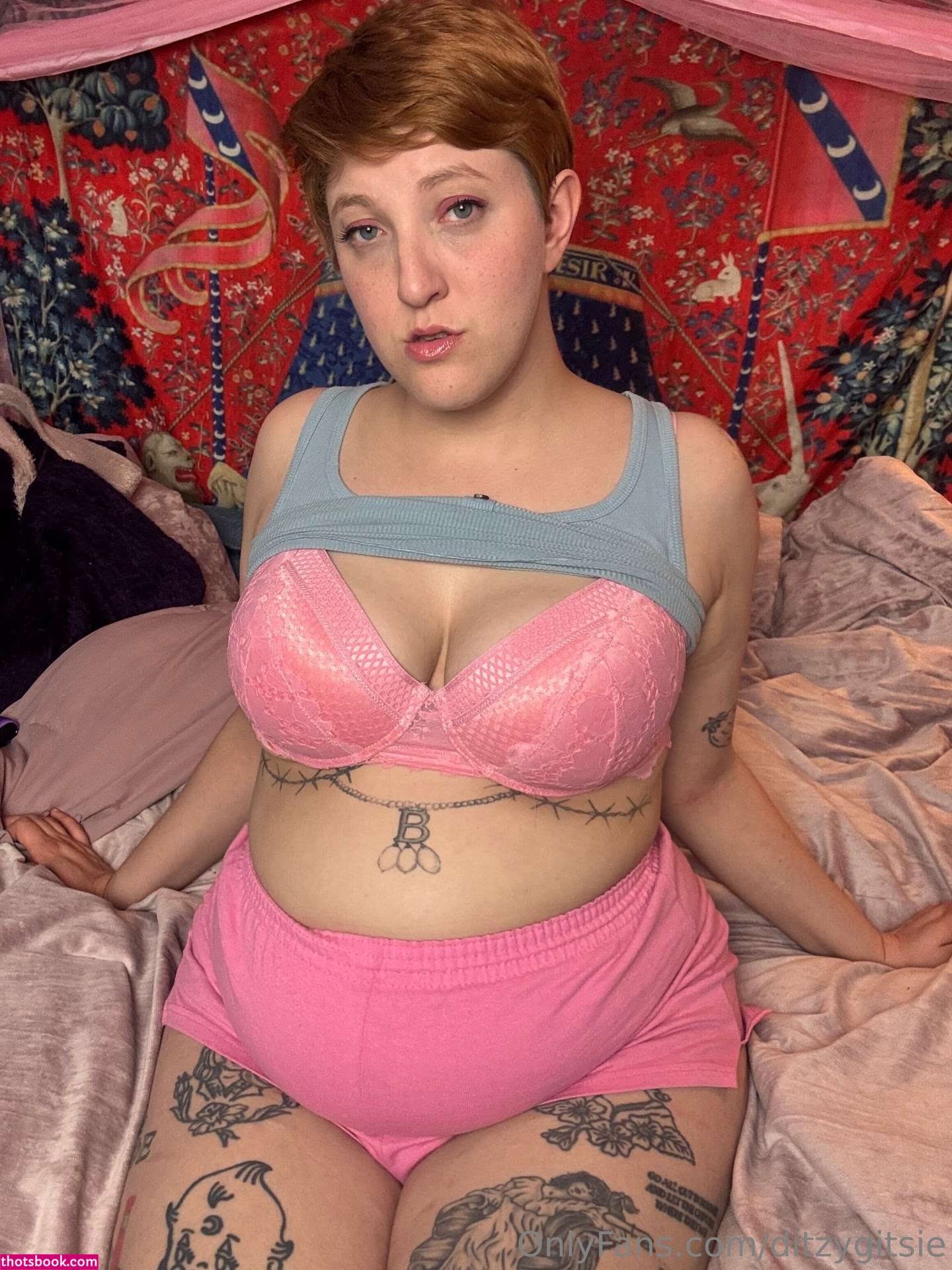 ditzygitsie Photo #12