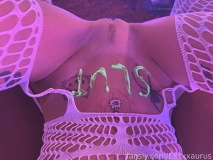 Ellasaurus23 Photo #149