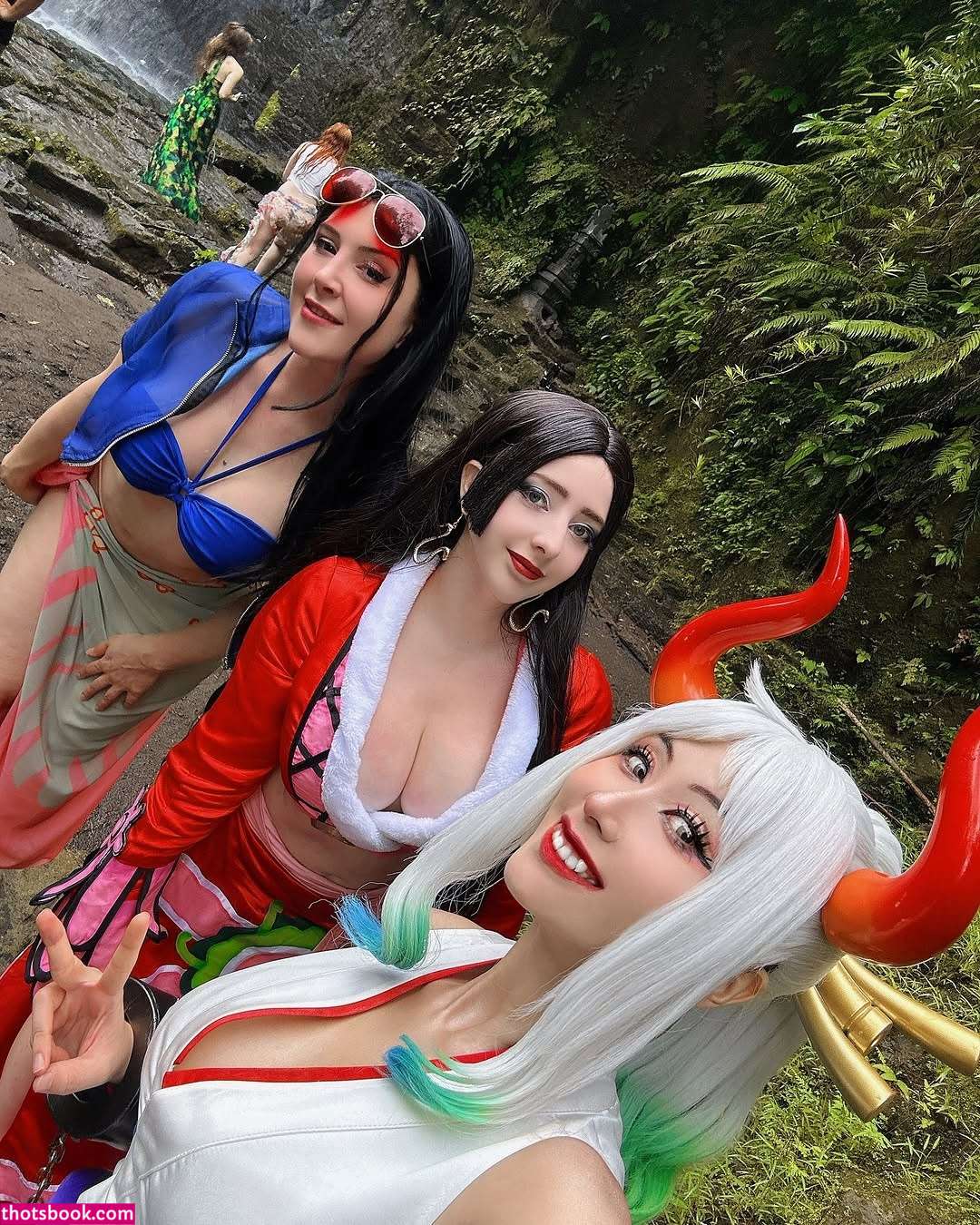 Larissa Rochefort Photo #20