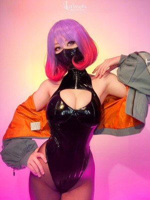 Larissa Rochefort Photo #25