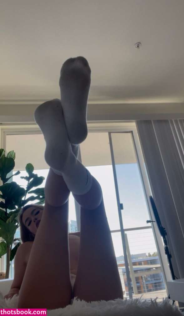 Elena Kamperi Photo #450