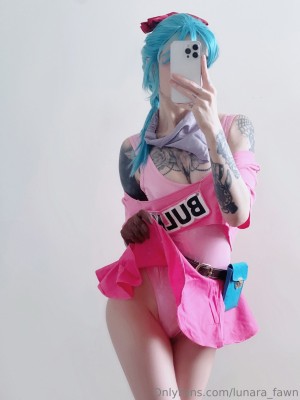 Lunara Fawn Photo #29