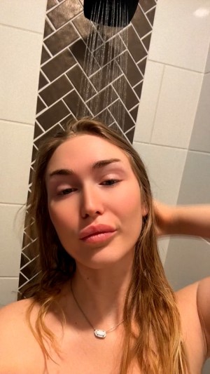 Ashton Birdie Photo #93