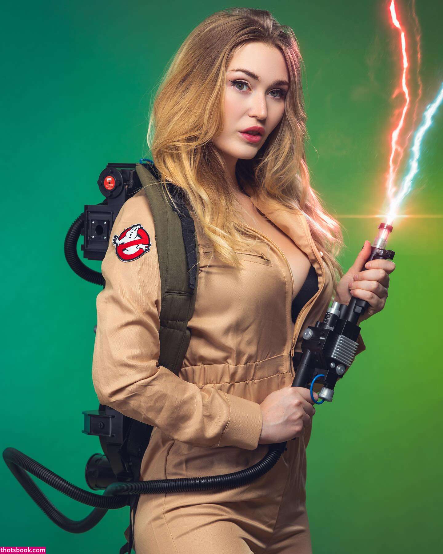 Ashton Birdie Photo #112