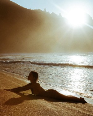 Hitomi Mochizuki Photo #88