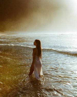 Hitomi Mochizuki Photo #90