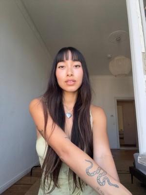 Hitomi Mochizuki Photo #92