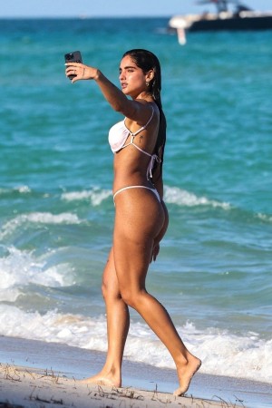 Isabella Ladera Photo #11