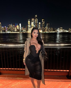 Nadia Khar Photo #82