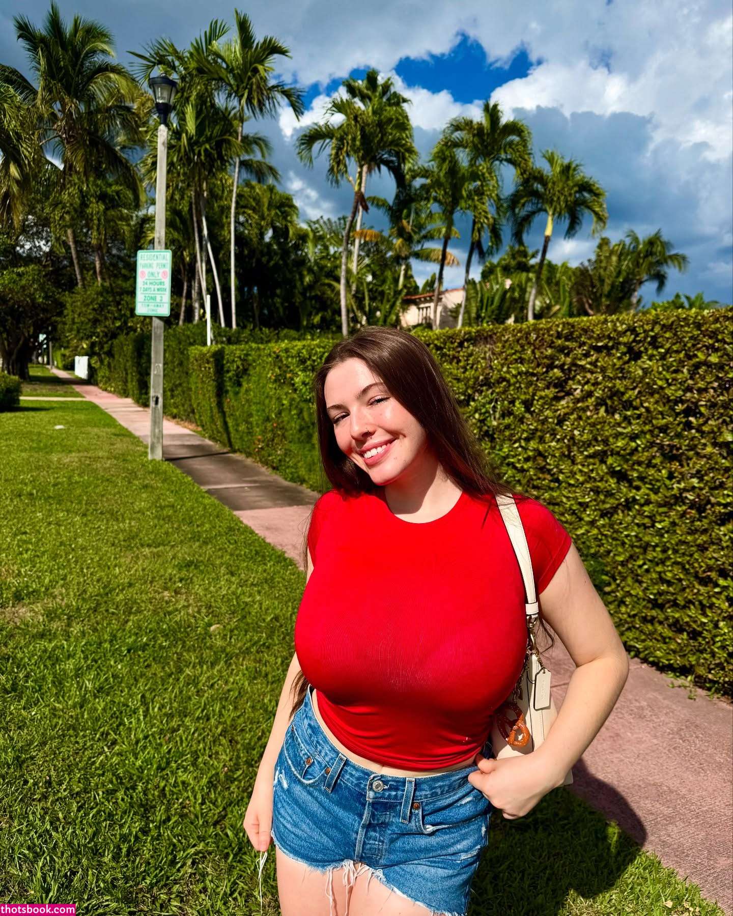 Jazmine Singing Photo #185