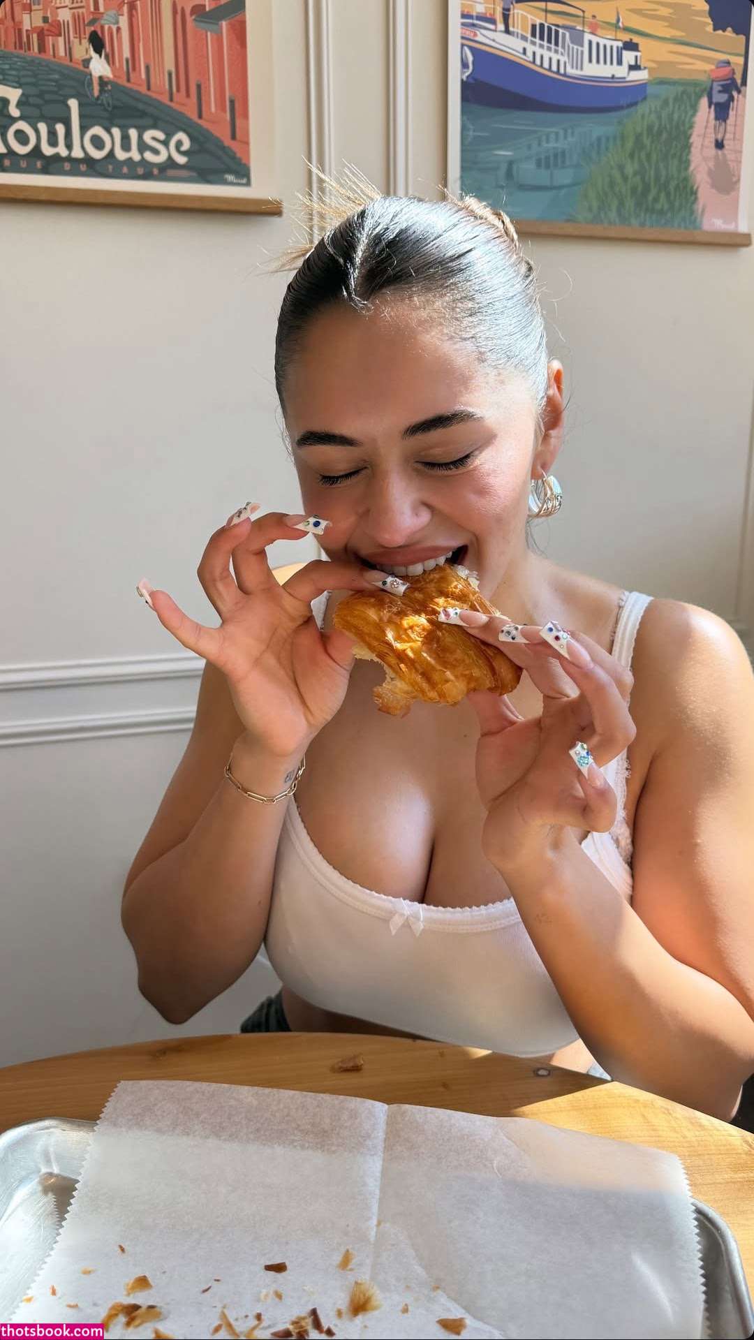 Noelia Ramirez Photo #24