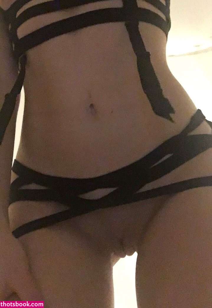 Emmy Corinne Photo #345