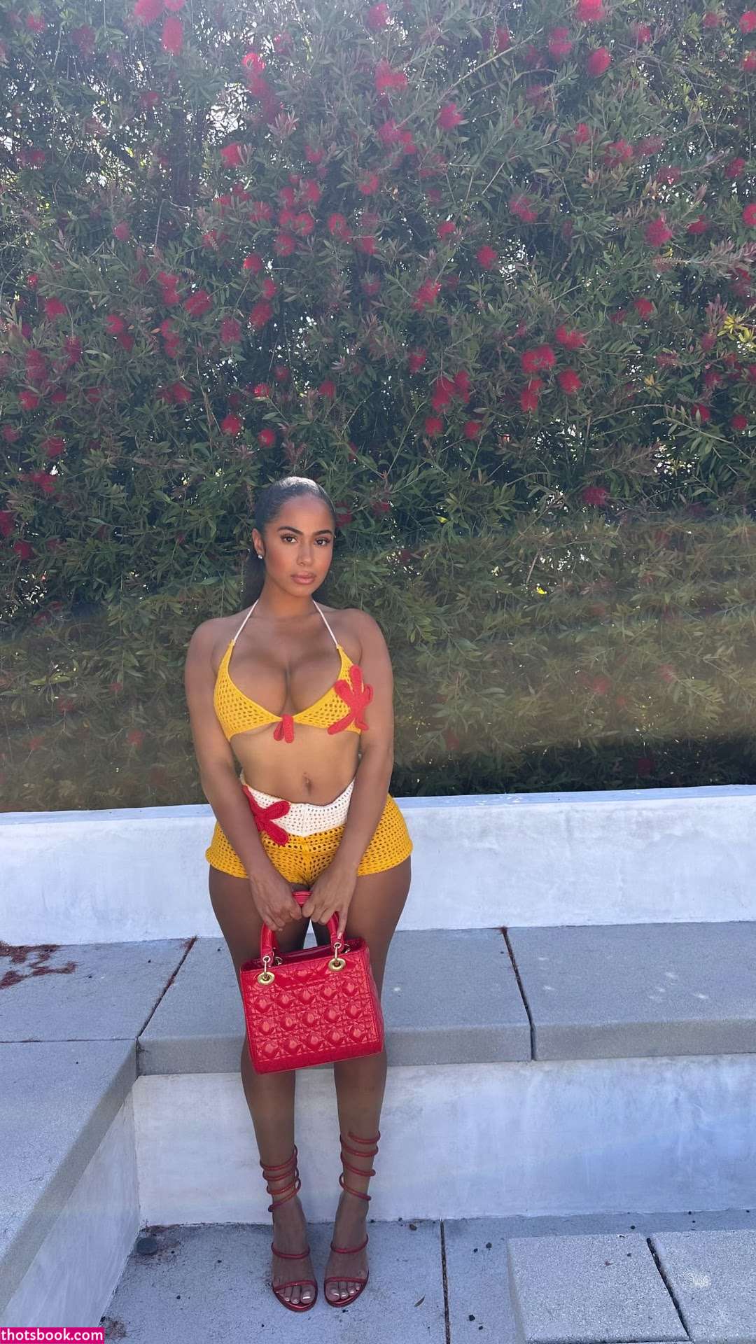 Yasmine Lopez Photo #191