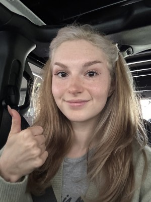 Busy B ASMR Photo #1