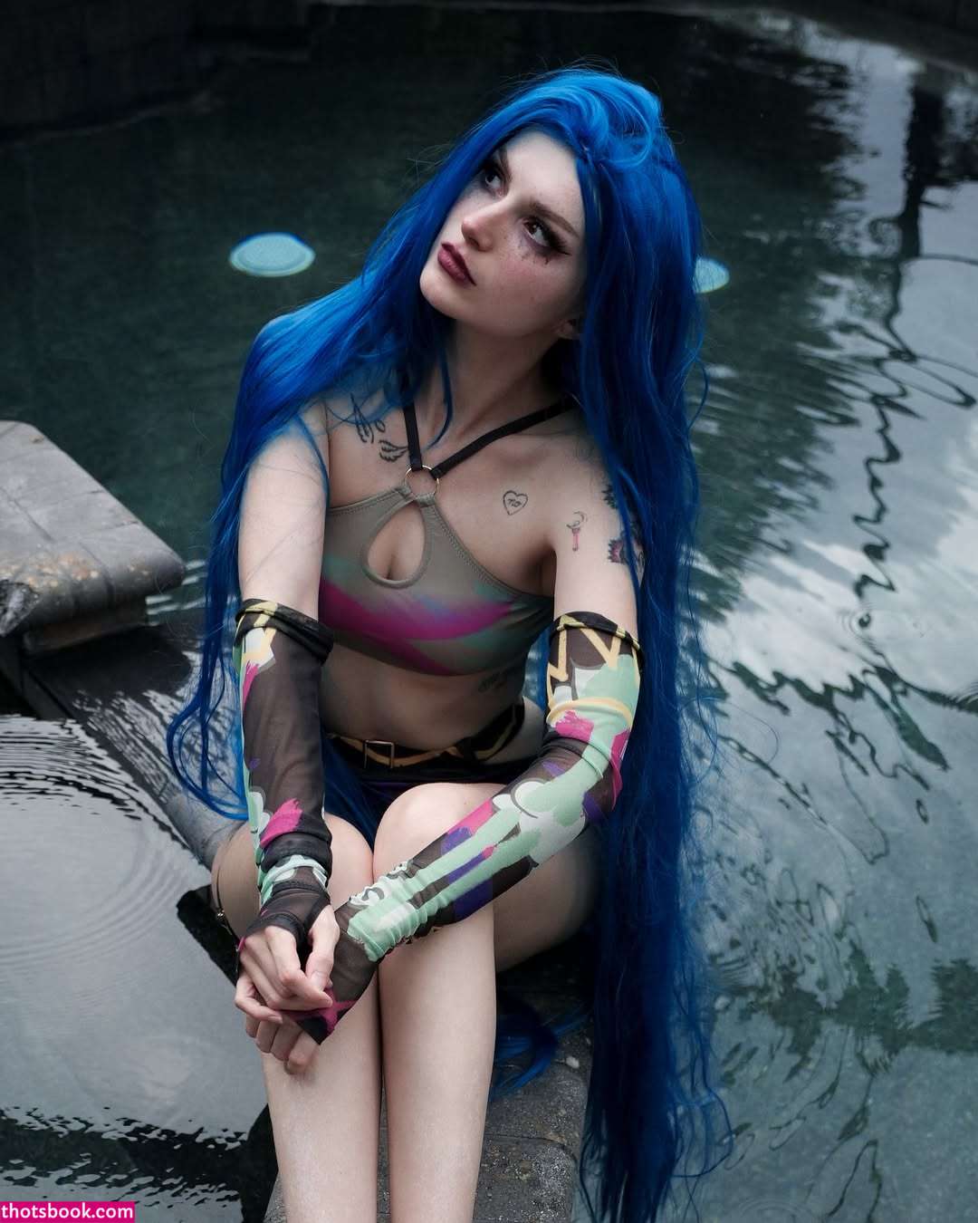 Busy B ASMR Photo #26