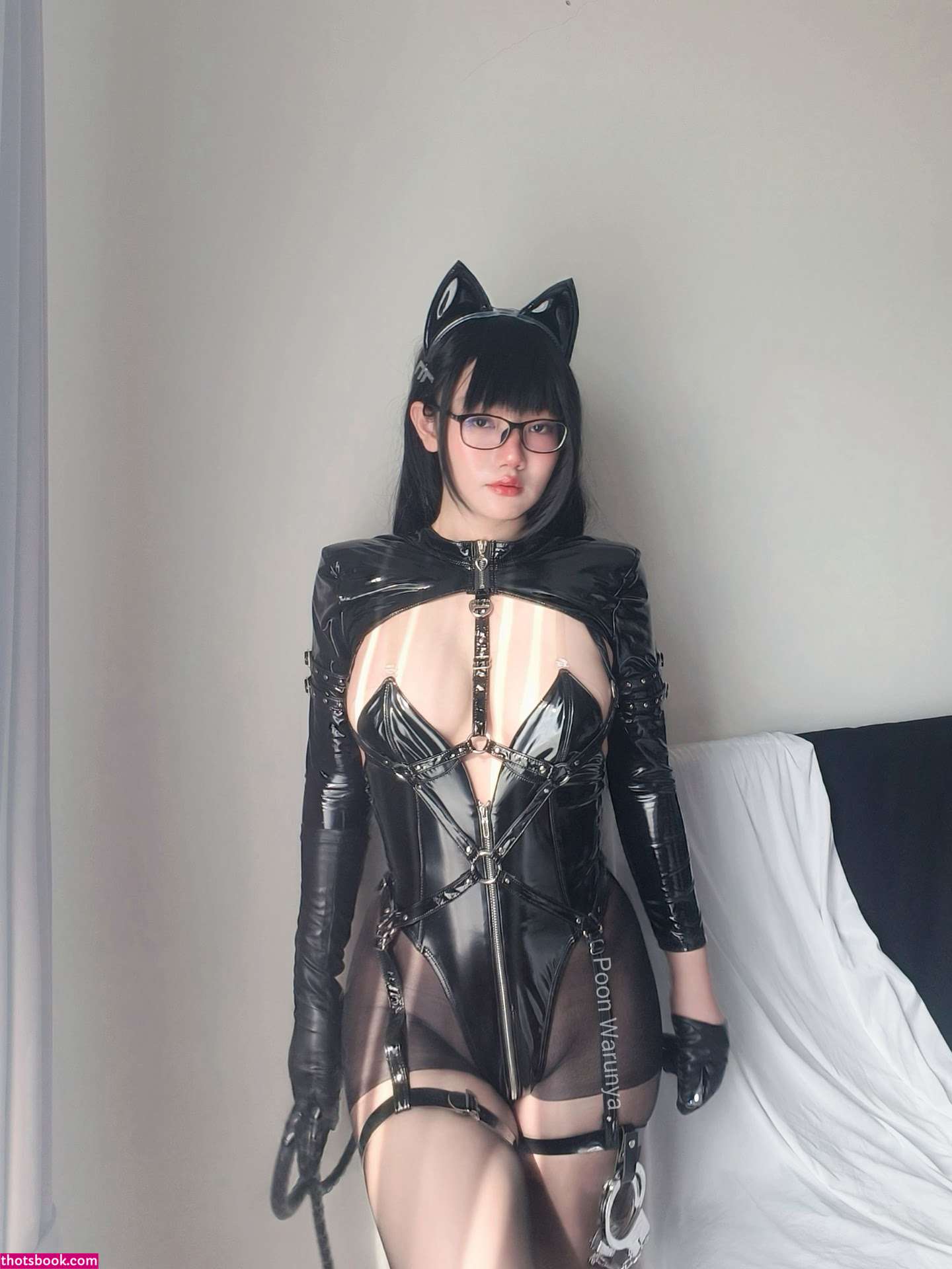 Poon Warunya Photo #5