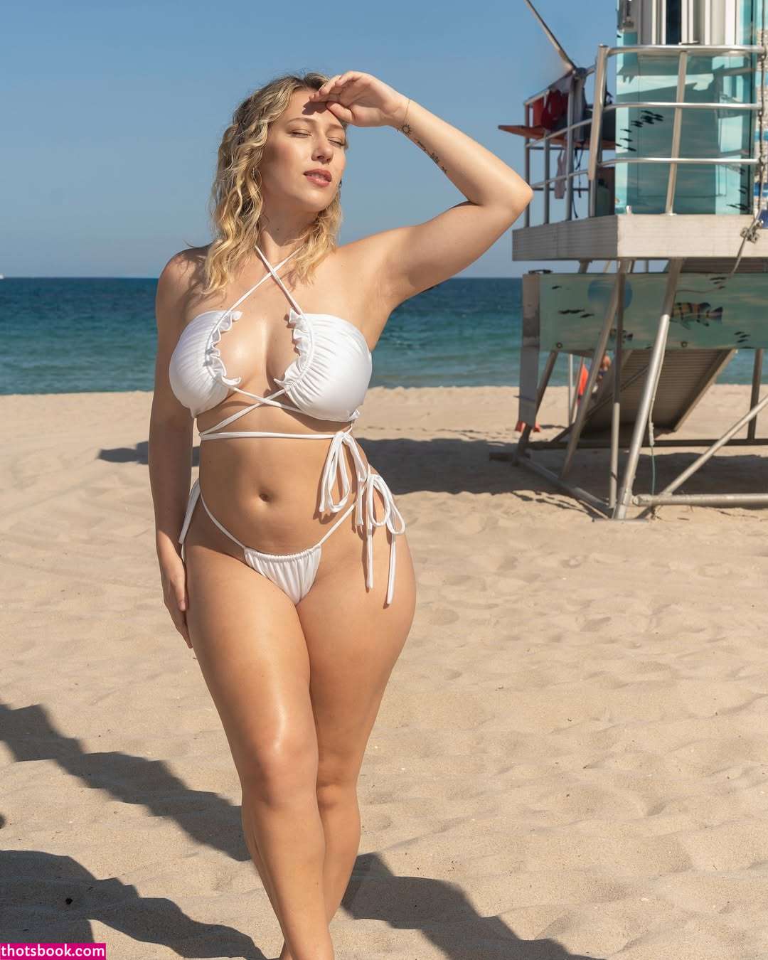 Claire Grimes Photo #12