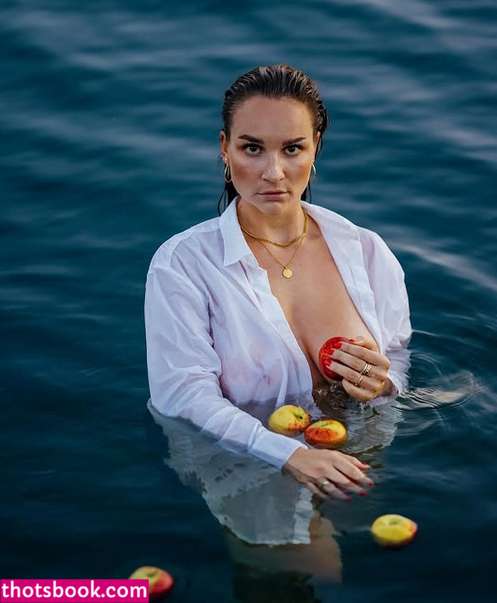 Madamemoiselle Michele Photo #19