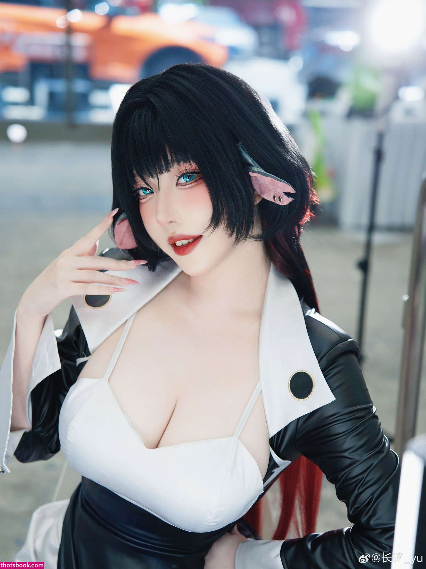 Takomayuyi Photo #114