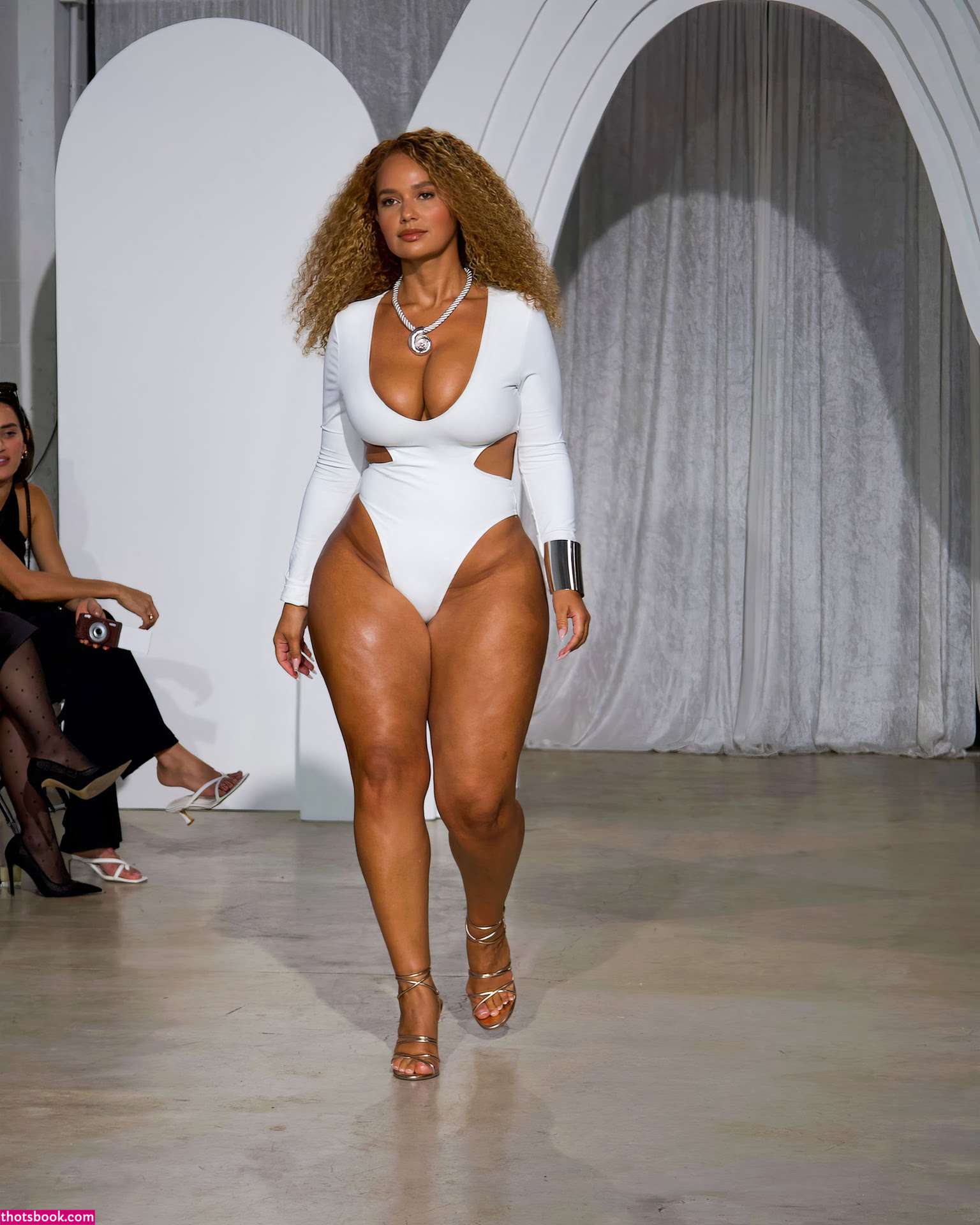 Pamela Alexandra Photo #57