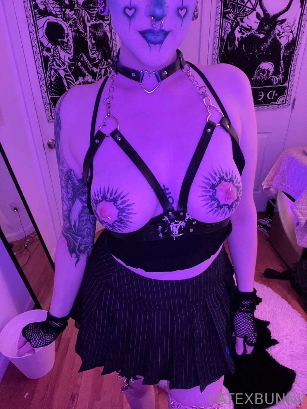 Latexbunnii Photo #35